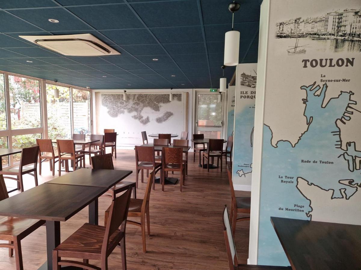 Kyriad Toulon Est Hyeres La Garde Buitenkant foto